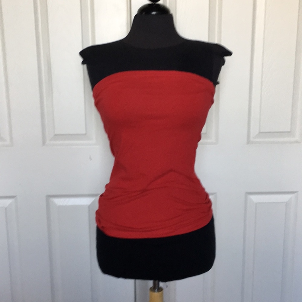 Strapless top